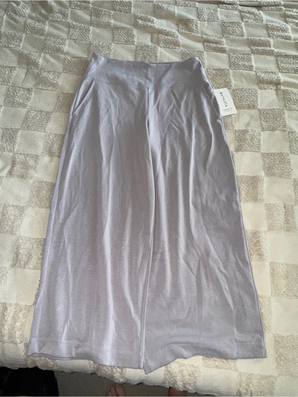 NWT Athleta Seasoft Wide‎ Crop size Large Tall